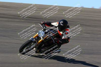 media/Mar-12-2022-SoCal Trackdays (Sat) [[152081554b]]/Bowl Set 2 (1025am)/